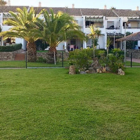 Apartment En Primera Linea De Playa En Chiclana *