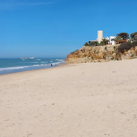 Apartment En Primera Linea De Playa En Chiclana *