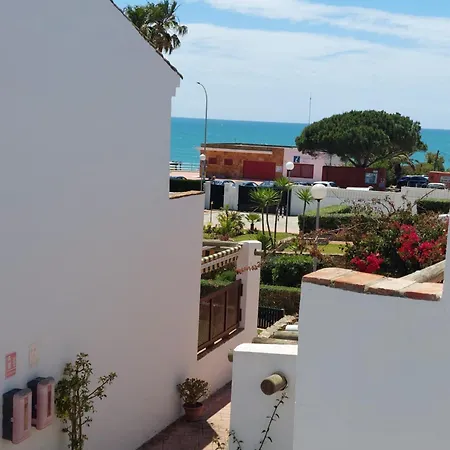 Apartment En Primera Linea De Playa En Chiclana